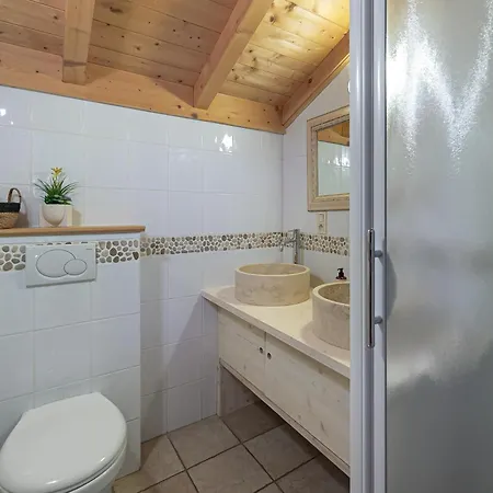 Montbeliarde - Chalet Avec Jacuzzi - Bo Immobilier - Reduced Prices On Ski Passes Chatel & Portes Du Soleil Σαλέ Châtel