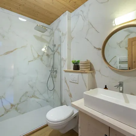 Montbeliarde - Chalet Avec Jacuzzi - Bo Immobilier - Reduced Prices On Ski Passes Chatel & Portes Du Soleil Châtel