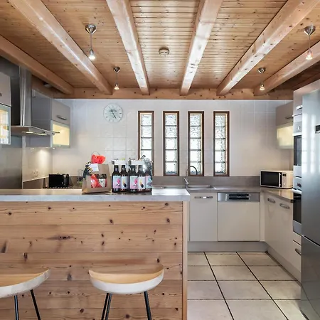 Montbeliarde - Chalet Avec Jacuzzi - Bo Immobilier - Reduced Prices On Ski Passes Chatel & Portes Du Soleil Châtel