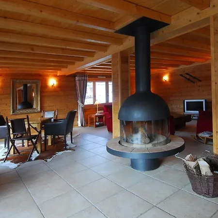 Montbeliarde Chalet: Mountain Retreat With Summer Multipass Option * Chatel